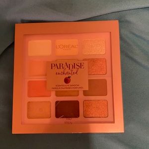 Eyeshadow palette